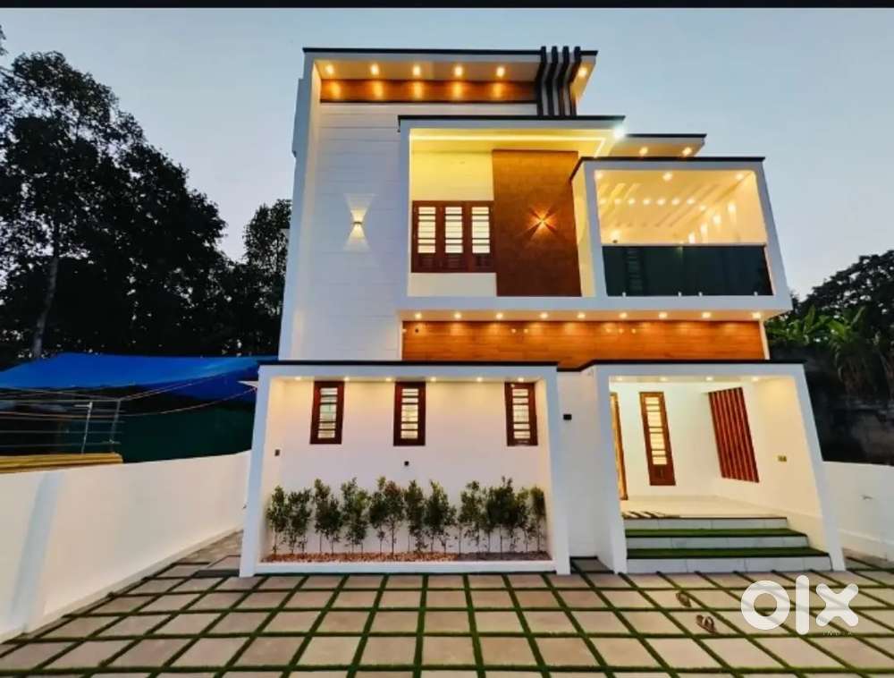 പാലക്കാട് ടൗണിൽ 2 & 3 BHK വില്ലകൾ 35 ലക്ഷം മുതൽ