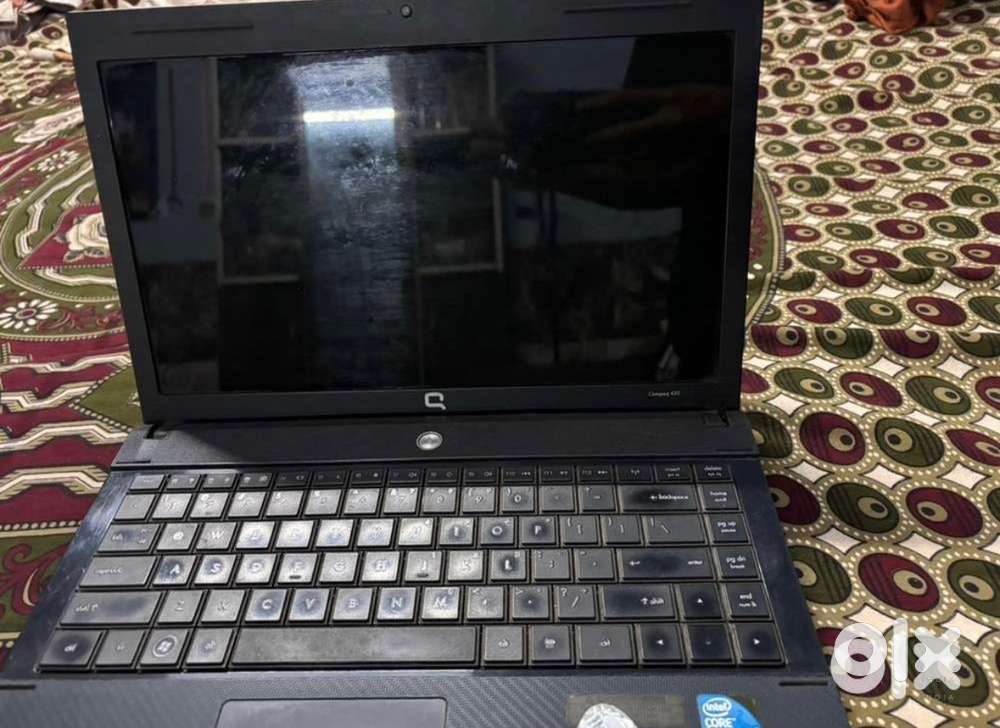 Laptop 2gb ram 6 hazar rupe me
