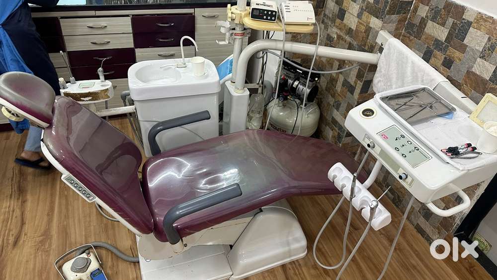 Dental chair