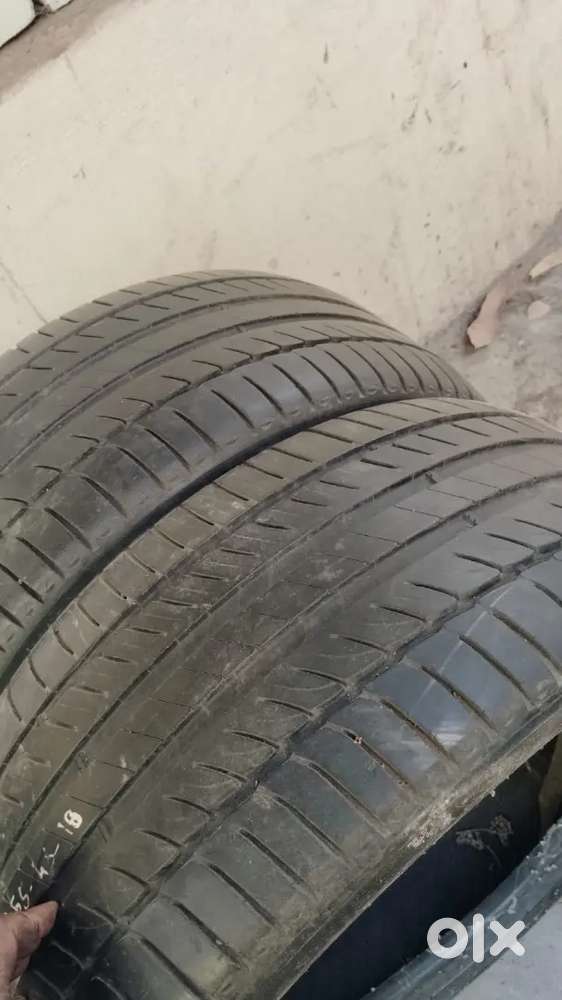 255/45/R18 Bridgestone 85% life