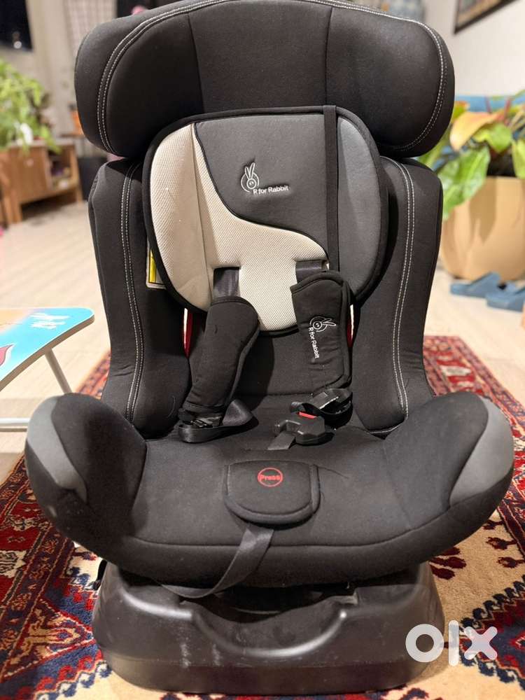 Baby car seat (R for rabbit)