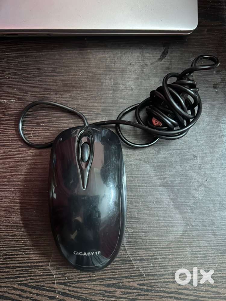 “Branded Computer Mouse – Working Perfectly, Grab Now!”