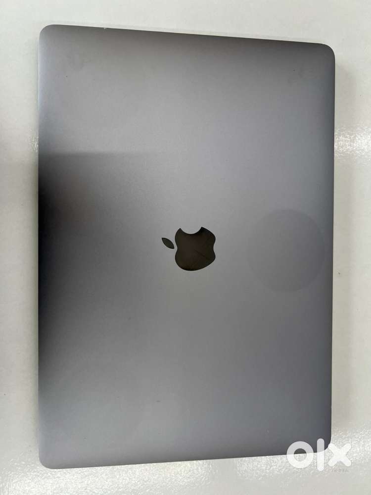Apple 1708 Macbook Pro Available