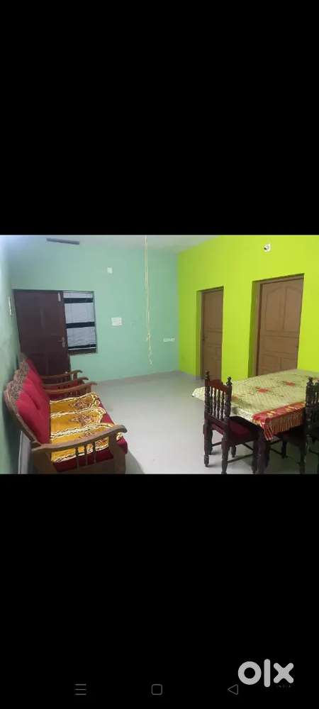 (Family/Bachelor) 2bhk house upstairs for rent near kuzhivelipady