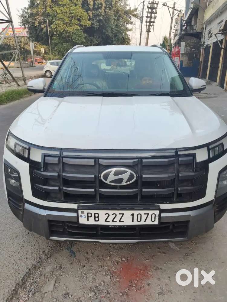 Hyundai Creta 2025 Diesel 825 Km Driven