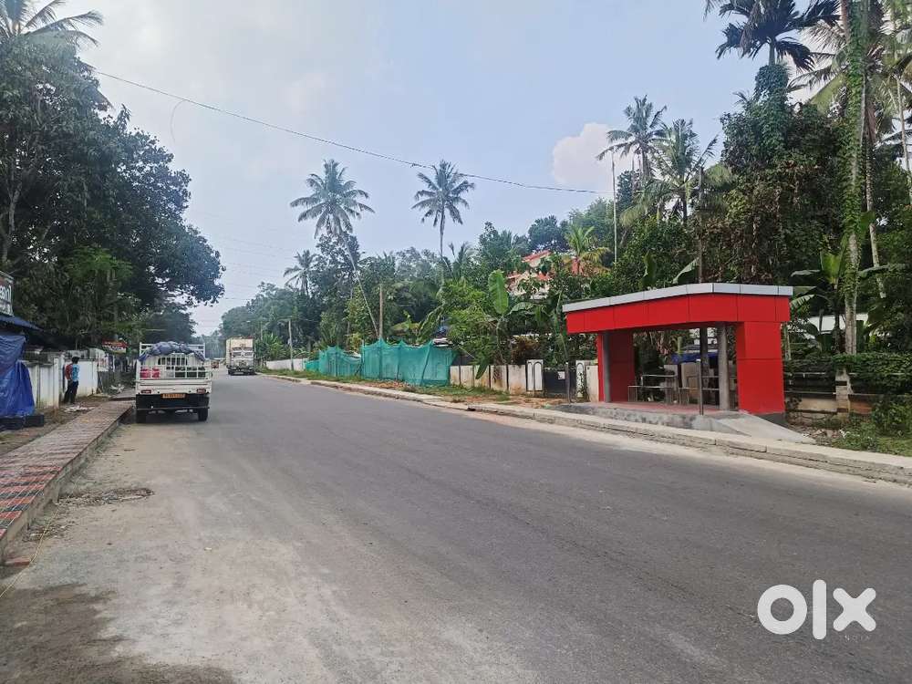 Kazhakkoottam Mangalapuram Road 80 Cent land sale 6 lakhs Cent
