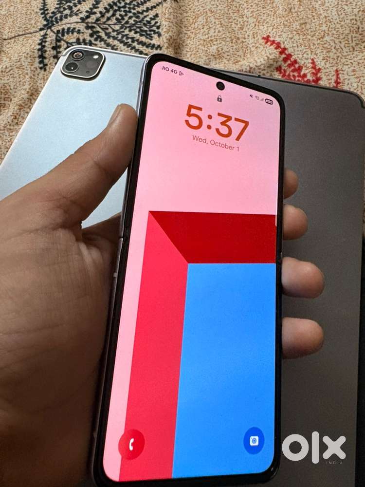 Samsung flip 3 5g