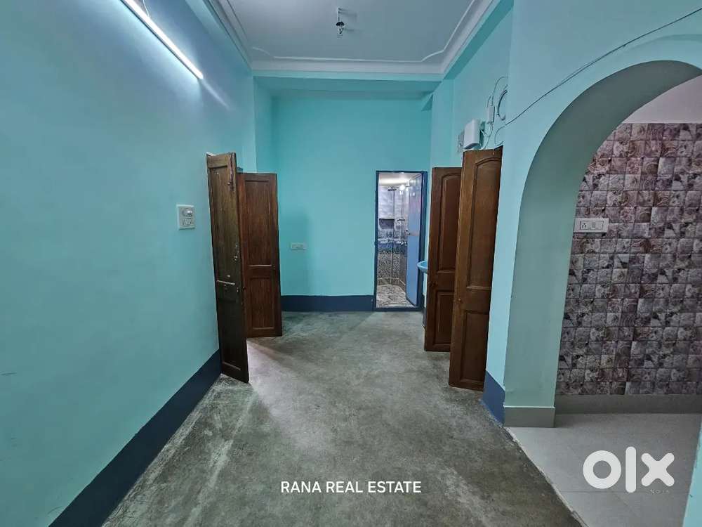 Working space required ? 1bhk on jemslong road house rent  Thakurpukur