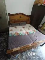 Bed with matrix