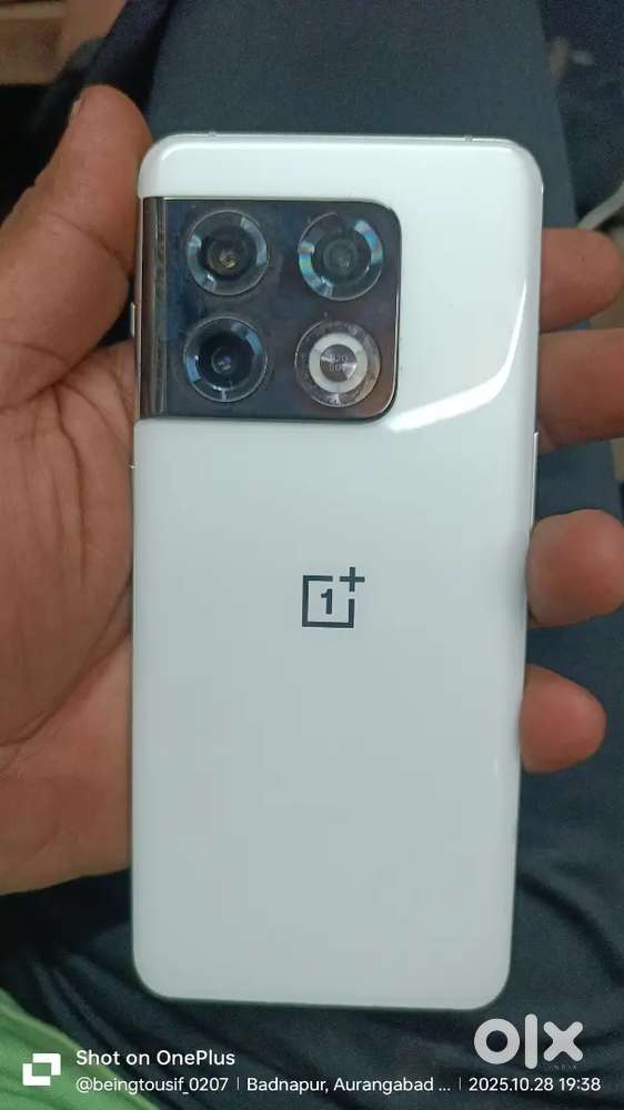 One plus 10 pro 5g 12/512 storage