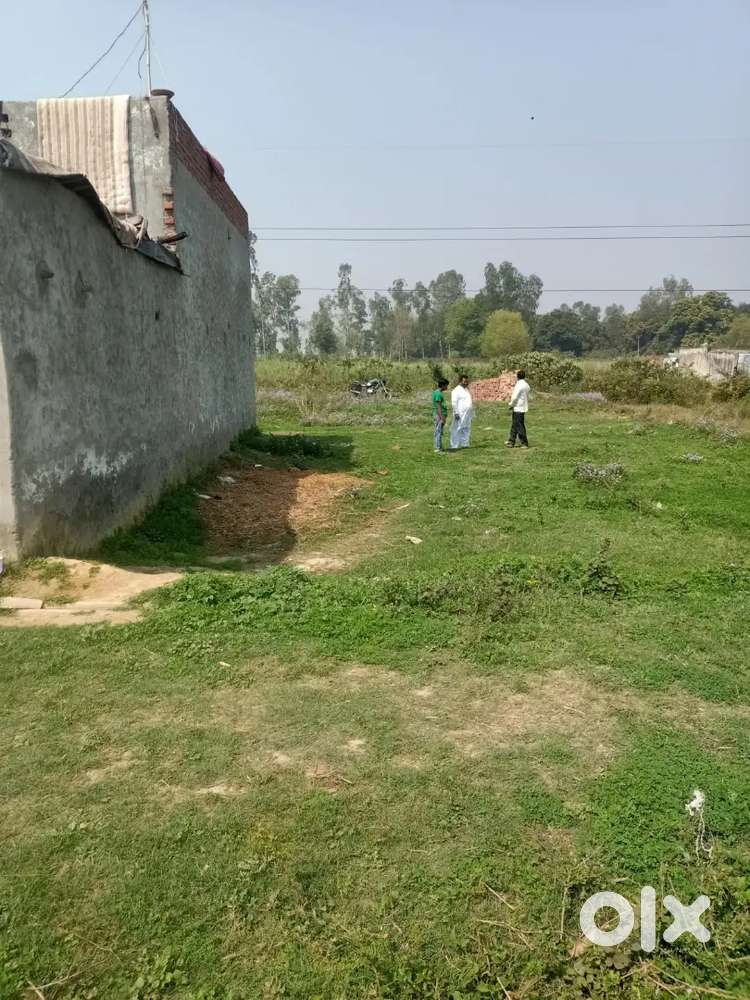 Residential Plot for Sale — SE Facing, Near Madrasa & Kaliyar, 734 sq