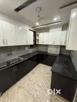 II GOHRI PROPERTIES II 3BHK UPPER GROUND FLOOR LIFT PARKING MANSROVER