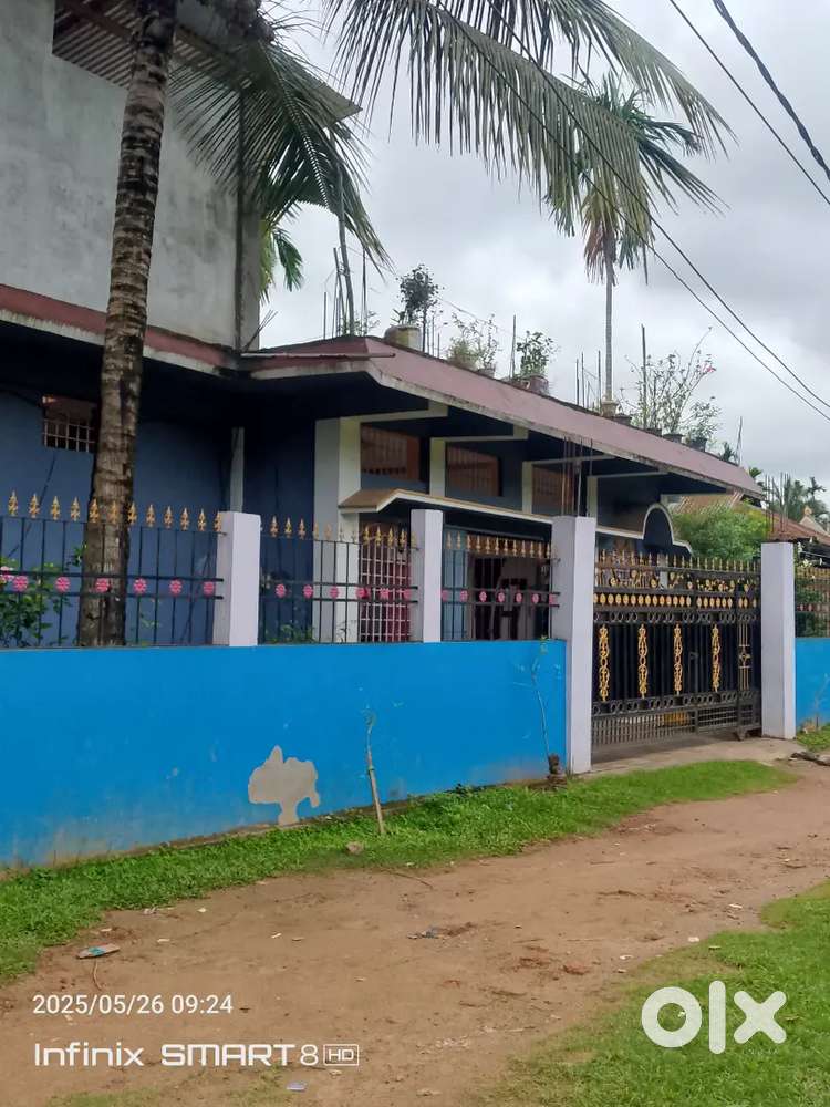 LUMDING  ASSAM. FOR SALE BUILDING