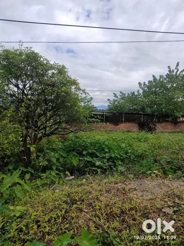 PLOT FOR SALE @ 107 SQ YARD