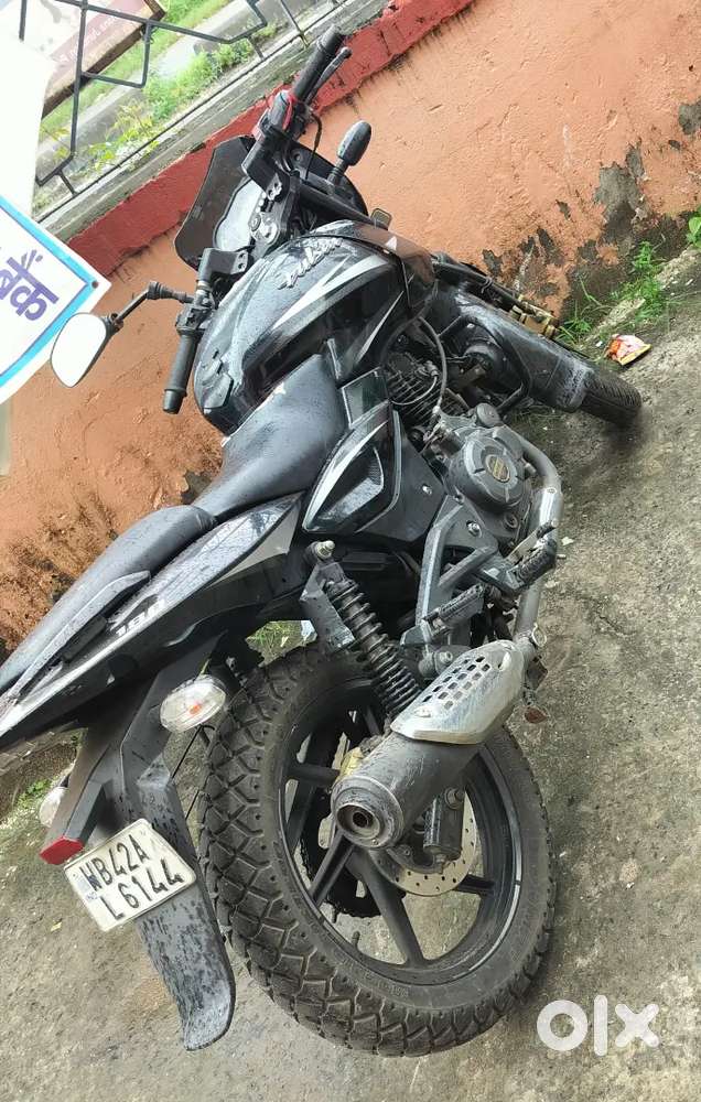 Pulsar 180 Black silver colour Byk/Motorcycle