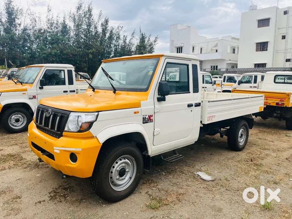 BOLERO MAXX CITY PICKUP LOW DOWN PAYMENT