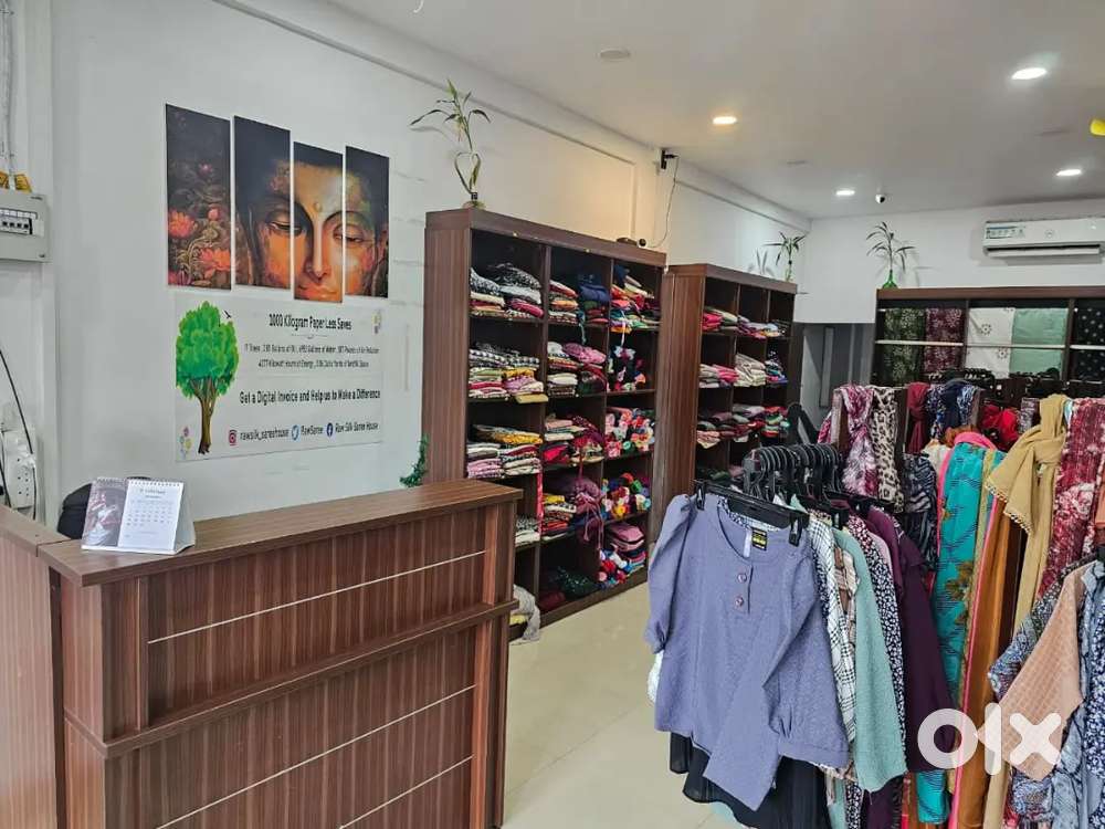 4 year old fully furnished clothing store