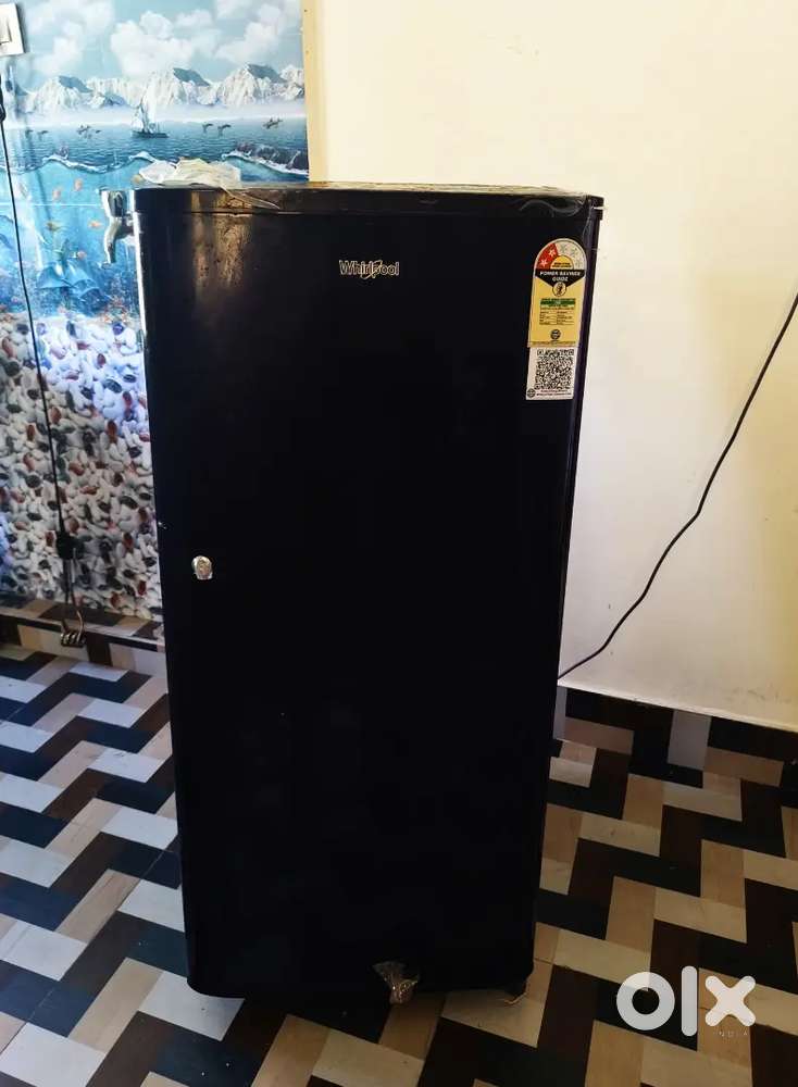 New Whirlpool Fridge 184L Direct cool