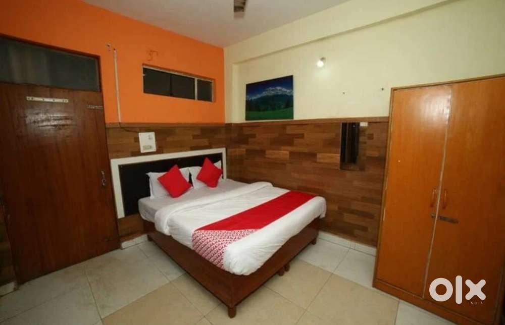 Lease PG/Hostel और Tiffin Centre Available for rent