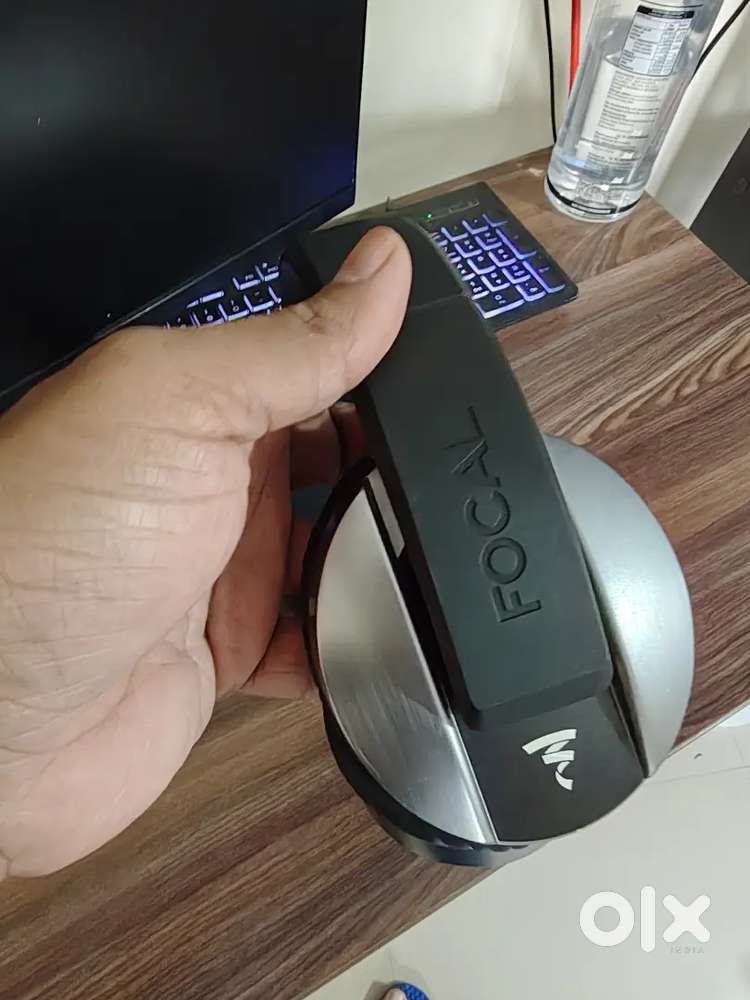 Focal Listen headphone earphone iems