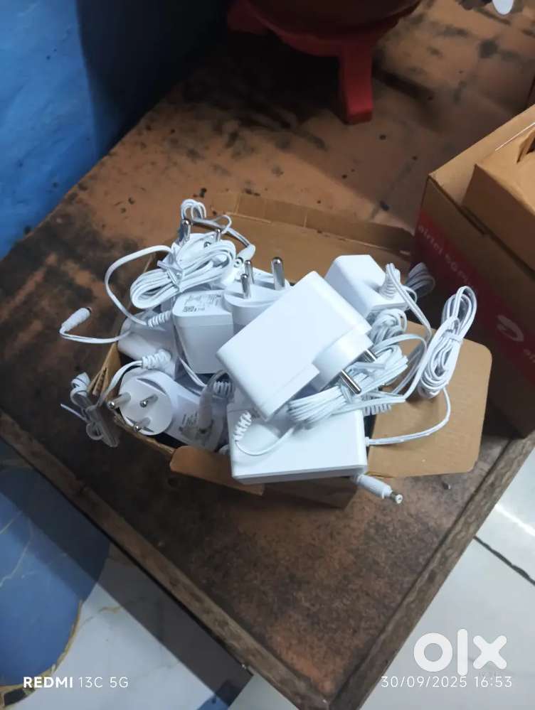 Wifi / setpbox/ adapter 12.3amp