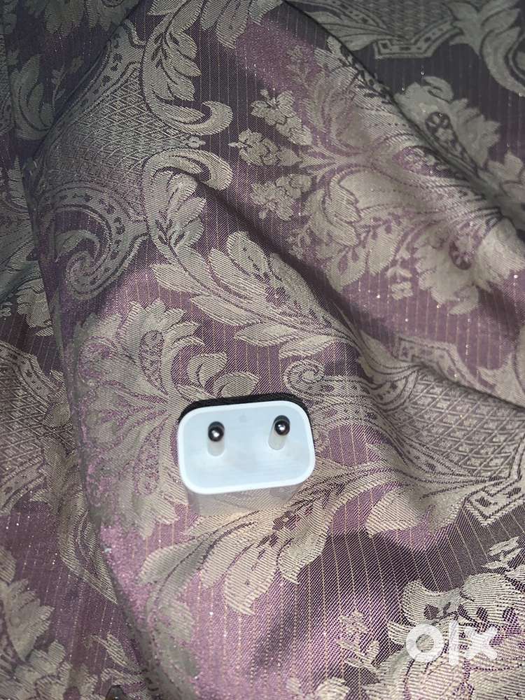 Original iphone adapter 20w