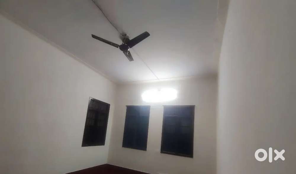 House for Rent Office/Godown/Commerical/Warehouse and Negotiable