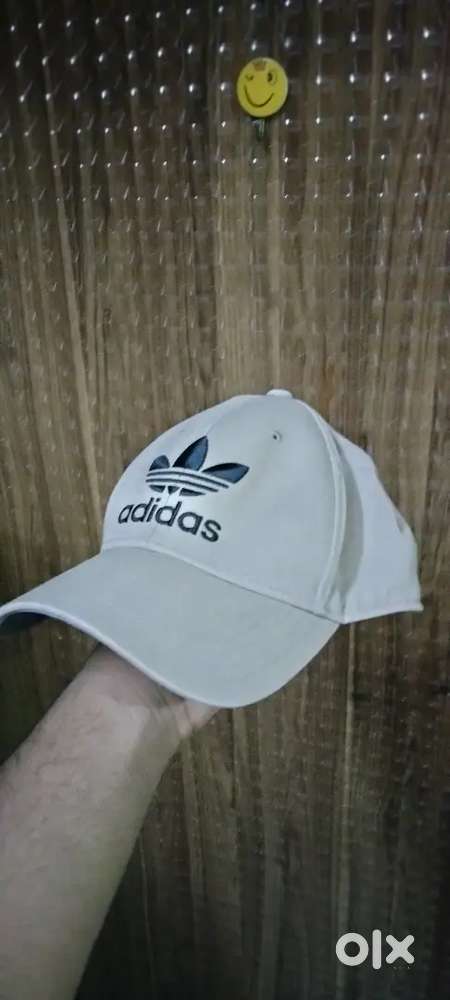 Adidas original cap 100% cotton unused