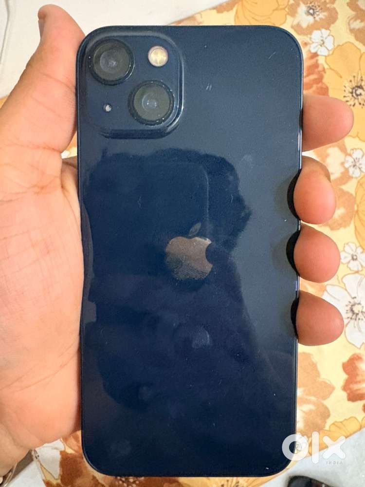 iPhone 13.