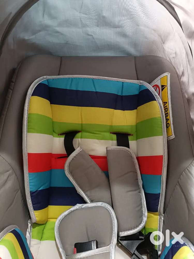 R for rabbit Baby Carry Cot
