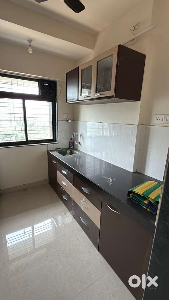 1BHK GOREGAON WEST SV ROAD