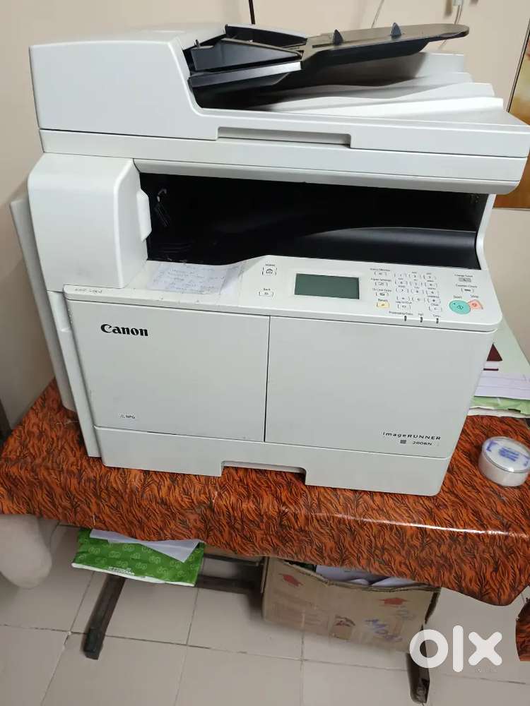 Photo copy machine Canon image Runner 2006N