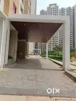 Luxurious 2 BHK Flat For Rent in Naigoan East