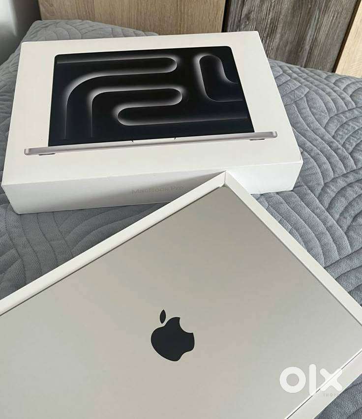 MACBOOK M3 PRO CHIP - RARE USED 18GB 512GB - 14 INCH