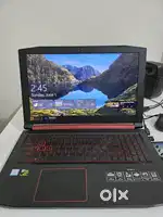 Acer Nitro 5 Gaming Laptop (i5 8th Gen / GTX 1050 Ti / 16GB RAM