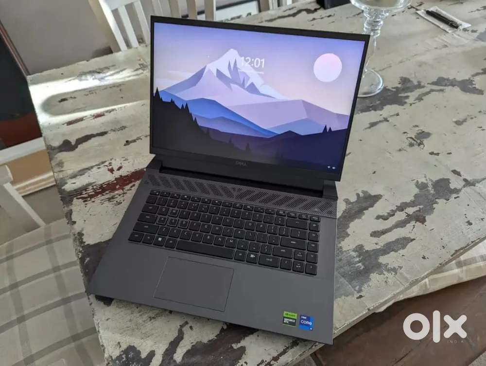 Dell G16 7630 Gaming laptop Plus WD19 Dock