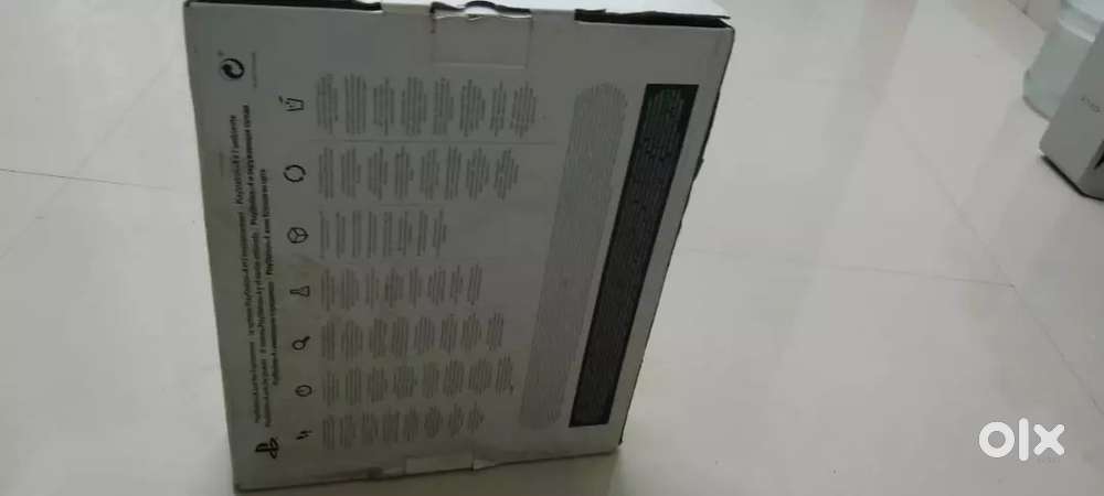 PS4 1 TB storage with box