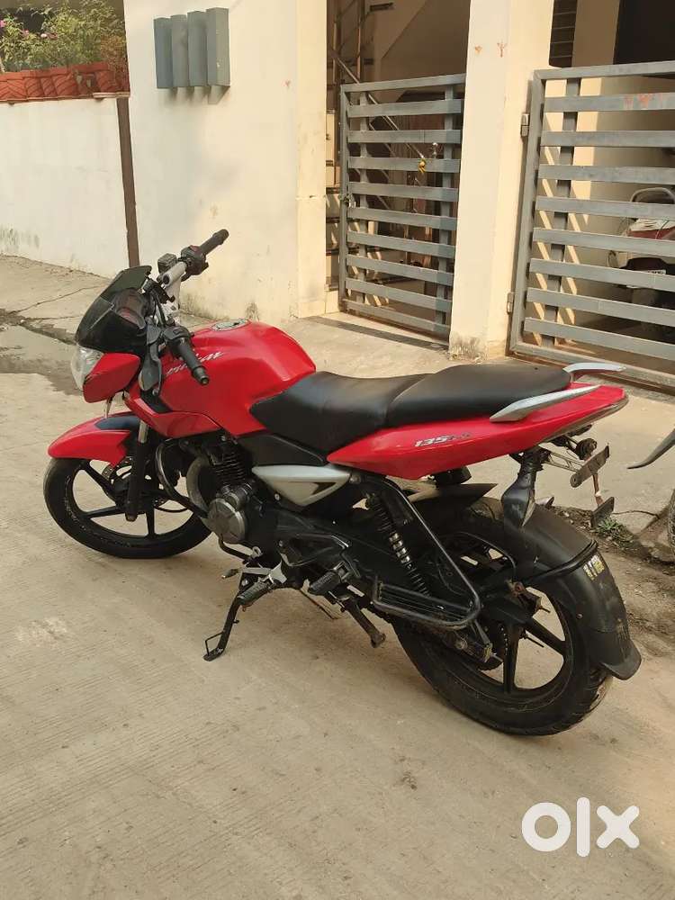 Pulser ls 135 mp 09 bike limbodi khandwa naka indore