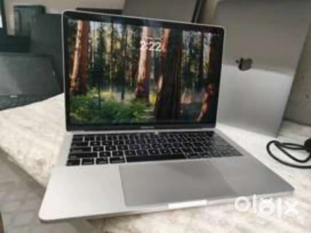 Apple MacBook Pro 13 Intel i5 -8GB  512GB SSD – Excellent Condition