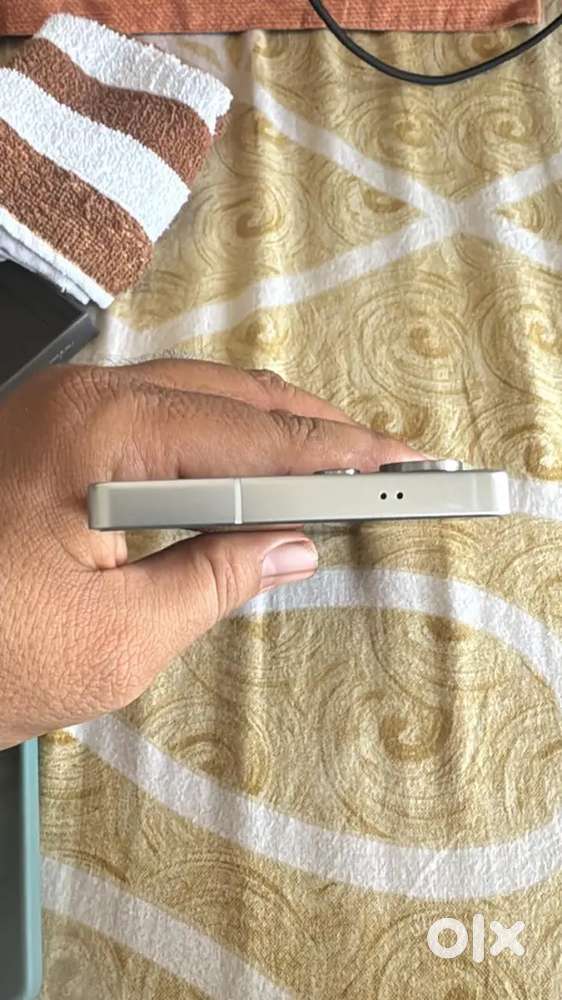 Samsung galaxy ultra 256 gb global peice 3months used