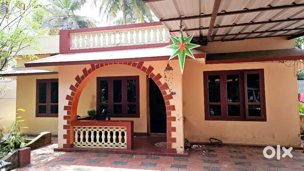Independent House for Sale in Agali Town (Teachers Colony)