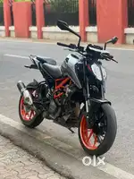 Duke 390 ABS