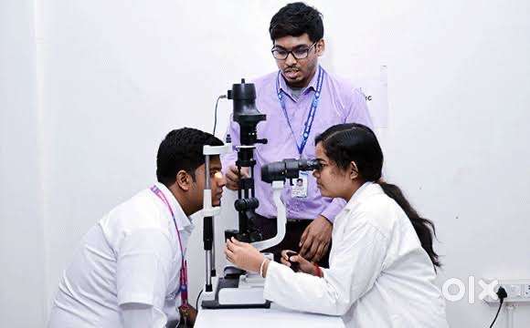 Job wanted/ optometrist & glass sales person, women & men