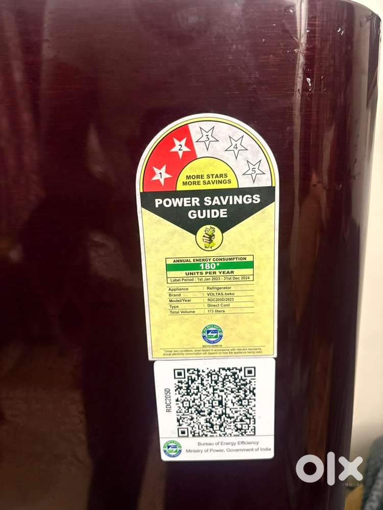 Like new fridge - Lite used - Warranty running