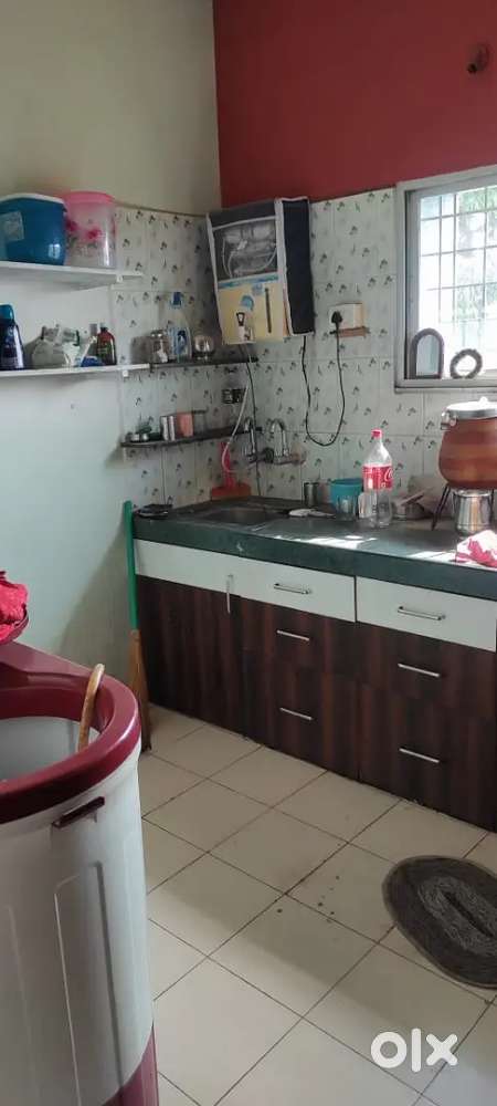 2BHK SEMI FURNISHED SHATABDI SQR 3RD FLOOR WITHOUT LIFT
