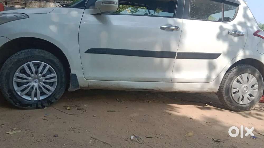 Maruti Suzuki Swift 2012 Diesel 76000 Km Driven