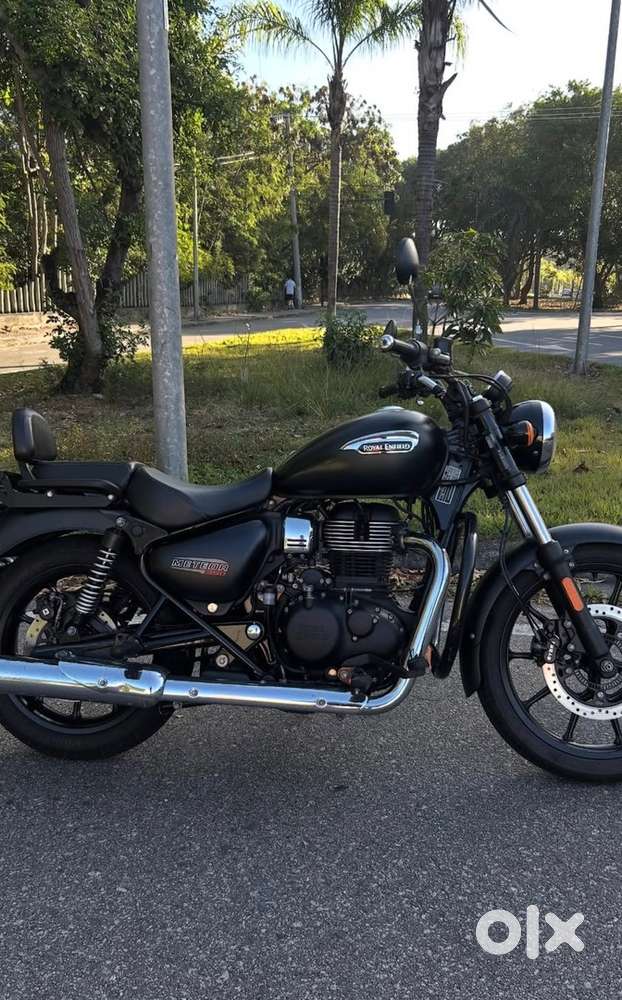 Meteor 350 dual meter steller black  New bike