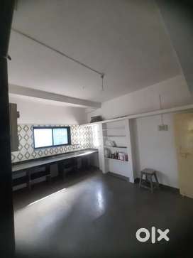 2 bhk spacious house on 1st floor for rent