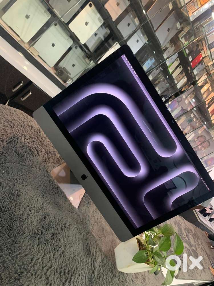 Apple iMac pro / 2017 / 27inch / 64GB RAM / 1TB SSD / Bill / Warranty