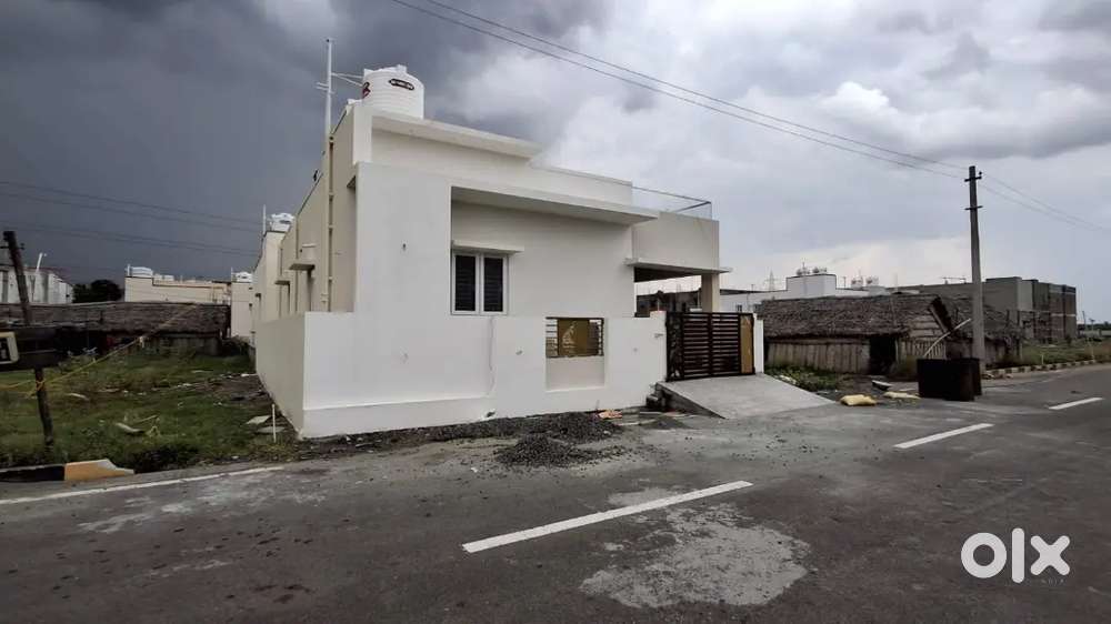 Urgend saleEast Facing villa with1550 sqft 2 Bhk in 4 cents